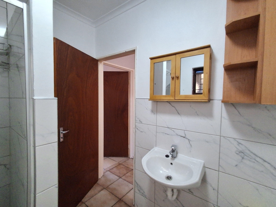 To Let 2 Bedroom Property for Rent in Jagtershof Western Cape